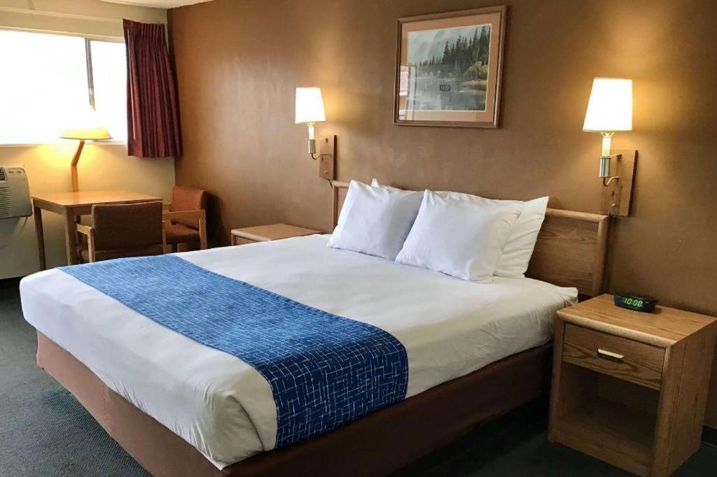 Travelodge By Wyndham Powell Exterior photo